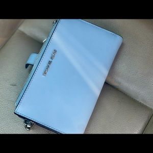 Adele Pebbled Leather Smartphone Wallet